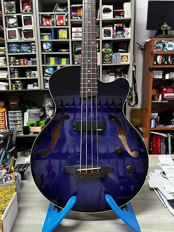 Yamaha bex 4 basso semiacustico con piezo