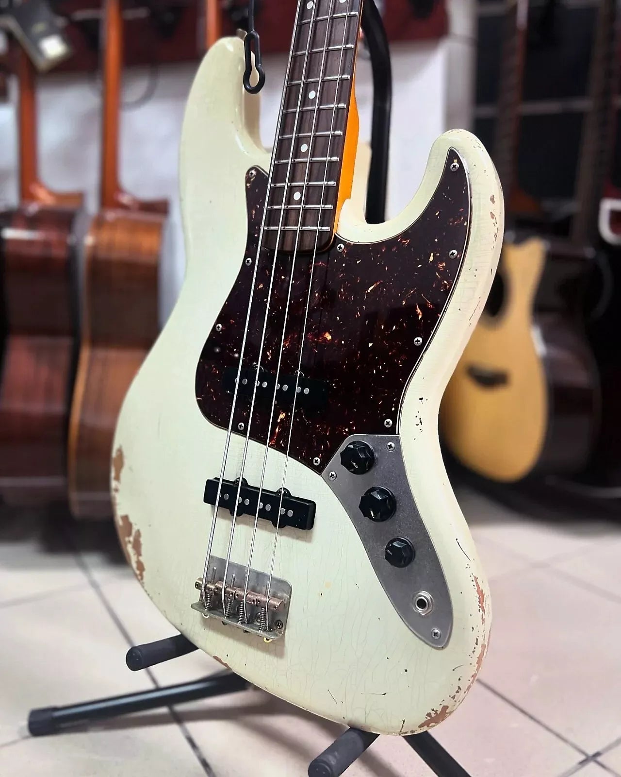 ALNUS JAZZ BASS 4 CORDE RELIC